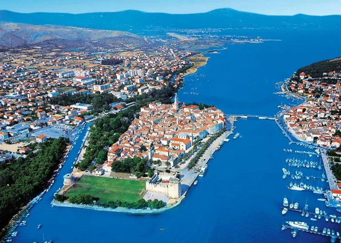 A With Balcony And The Sea View Διαμέρισμα