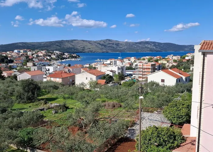 A With Balcony And The Sea View *